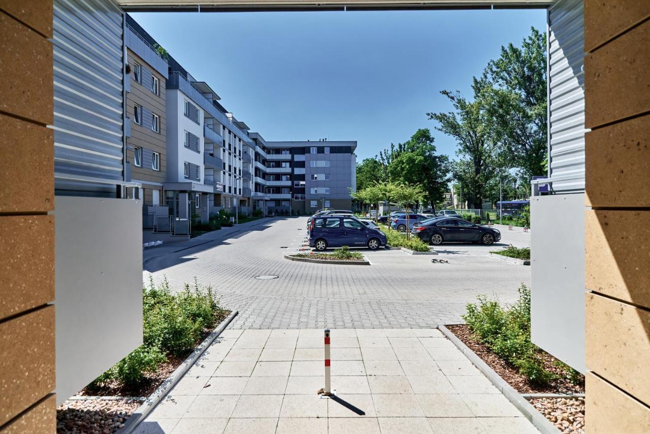 Modern Apartments Wroclaw By Renters Exterior photo